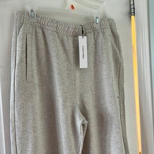 Men’s Calvin Klein sweatpants oatmeal size L NWT